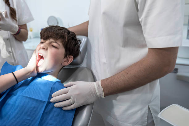 Best Emergency Dental Care for Broken or Chipped Teeth in Cambridge City, IN